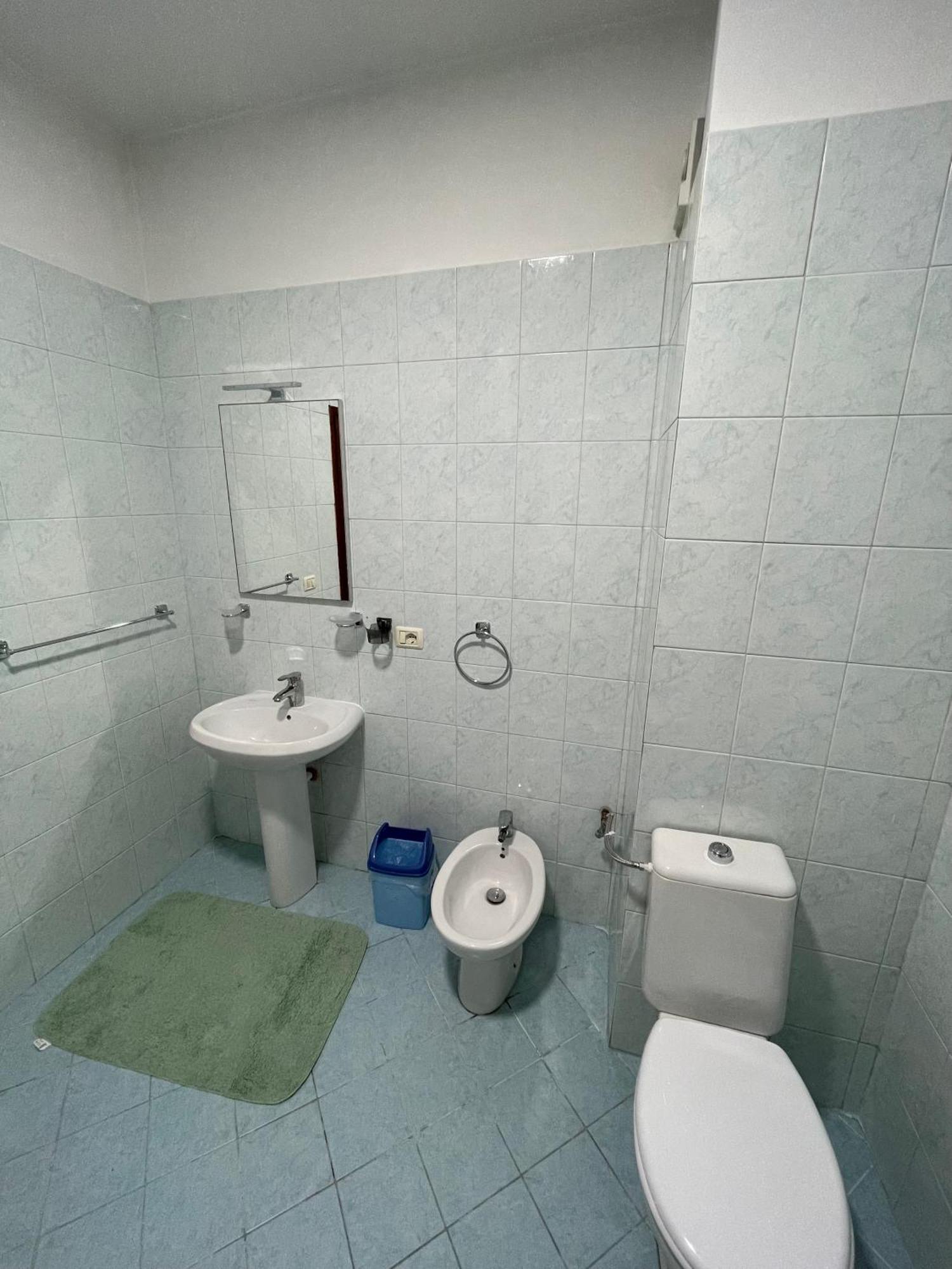 Skybase Apartment Tiranë Luaran gambar